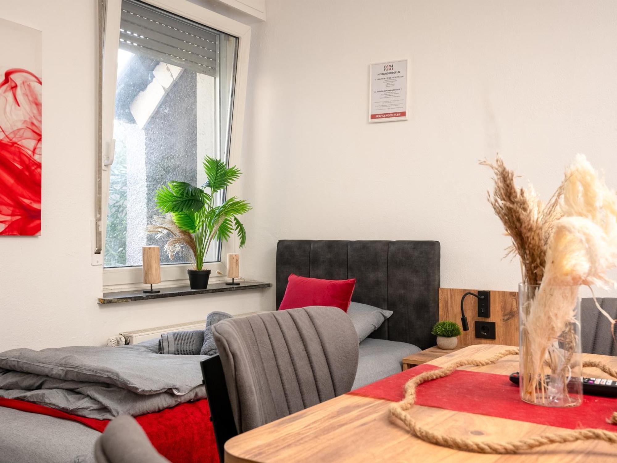 Serviceroom24 - Apartment 4 In Herten Wlan - Smart-Tv - 24-7 Check-In Und Kueche المظهر الخارجي الصورة