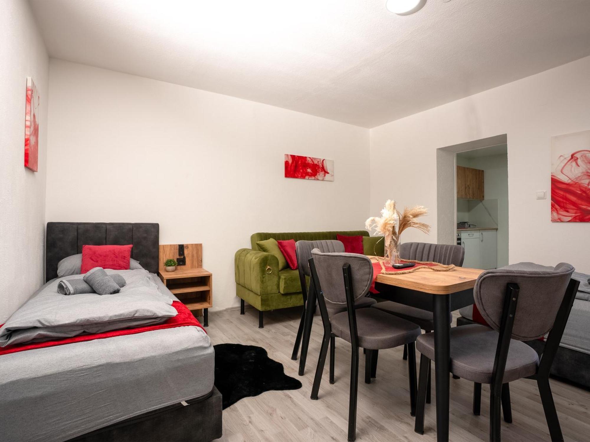 Serviceroom24 - Apartment 4 In Herten Wlan - Smart-Tv - 24-7 Check-In Und Kueche المظهر الخارجي الصورة